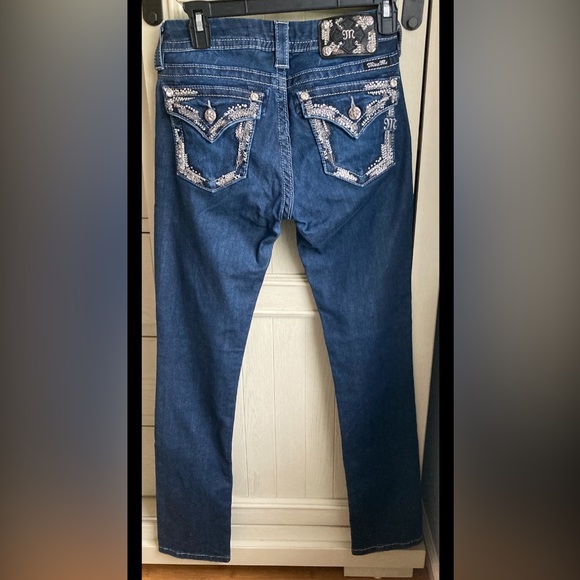 Miss Me Woman’s Denim Straight Leg Jeans Festival/Rodeo Intricate Silver detail - Picture 6 of 16